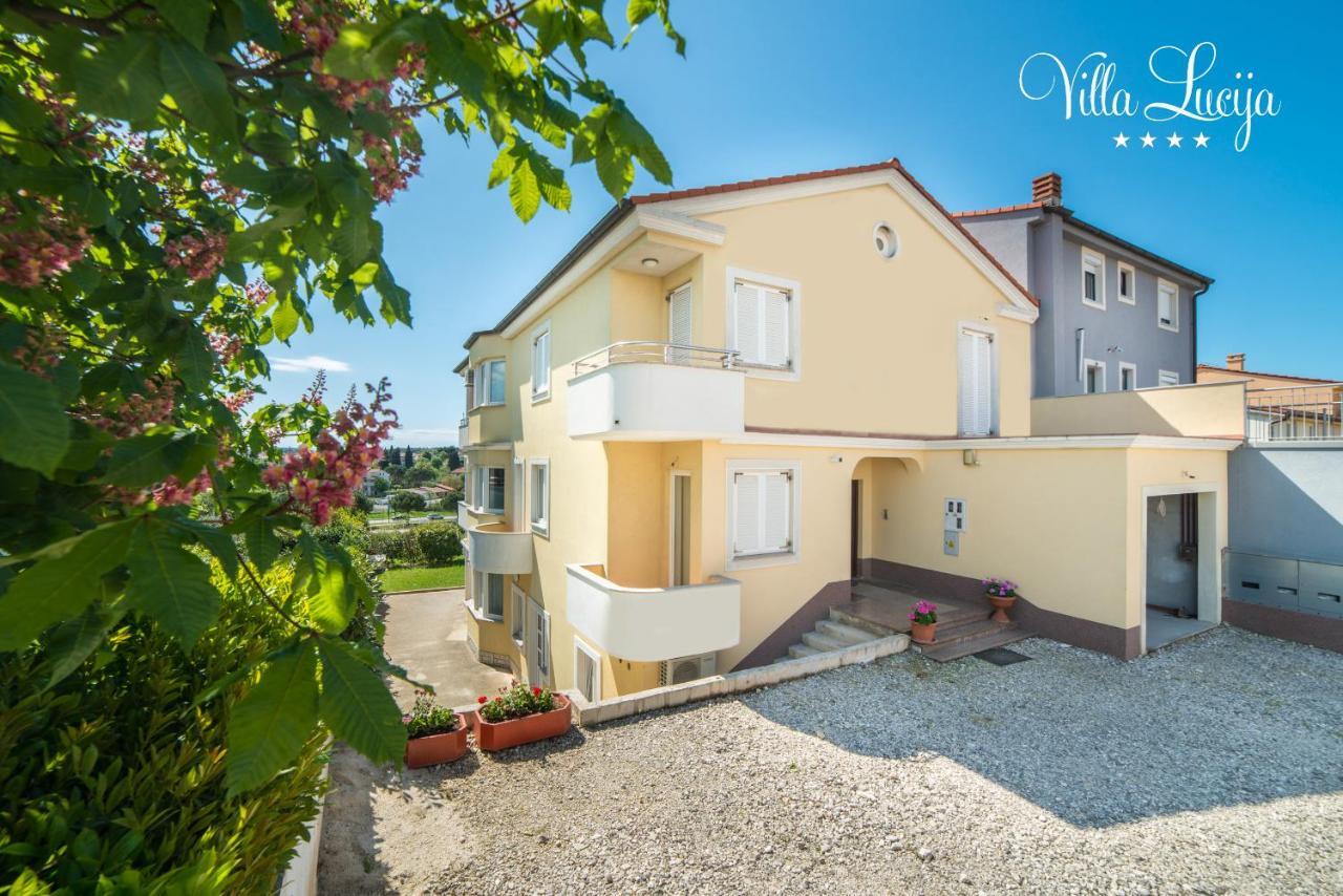 Villa Lucija Pula Exteriör bild